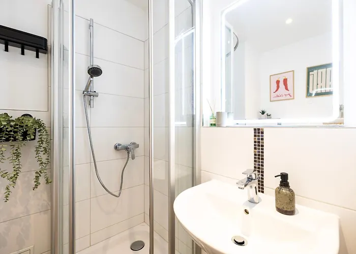 Staytime - Urban Base Apartman