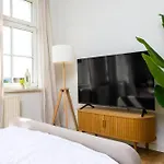 Staytime - Urban Base Apartment Dresden